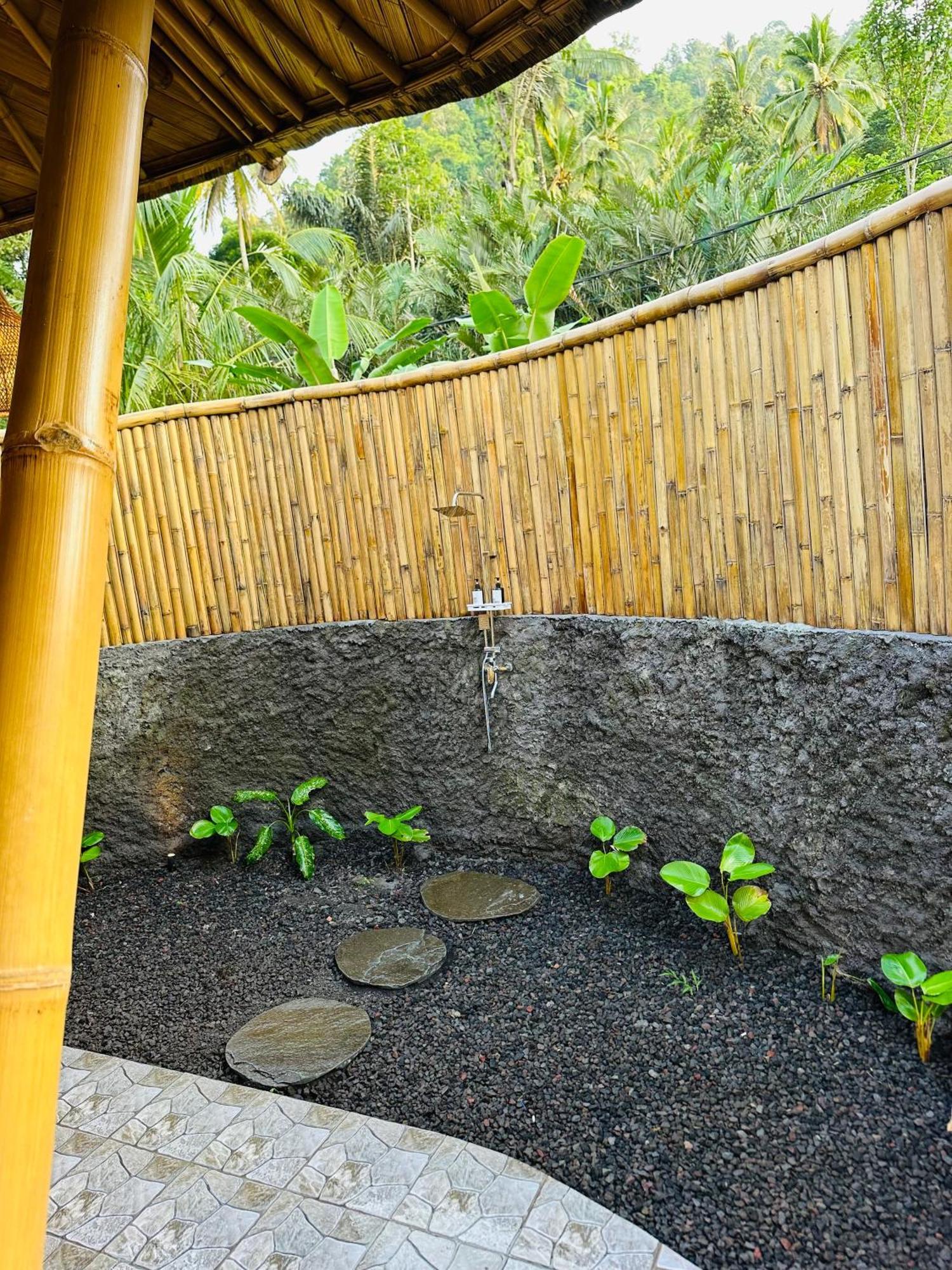 Villa Bamboo House - Ecobreeze à Sidemen  Extérieur photo